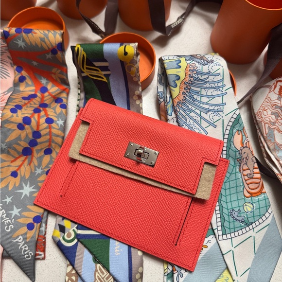 Hermes Kelly Pocket Compact Wallet Rose Texas | NIB - Picture 4 of 12
